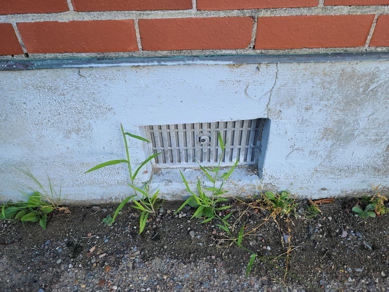 Crawl Space Vent